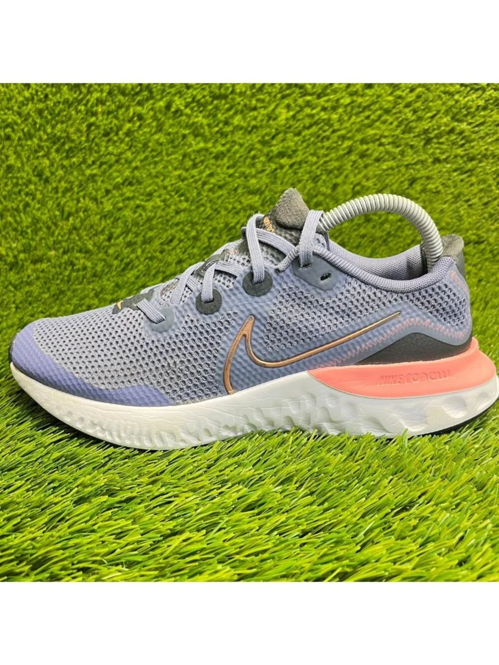 Nike please review